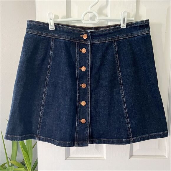 Madewell Stretch Denim Mini Jean Skirt - Picture 2 of 5
